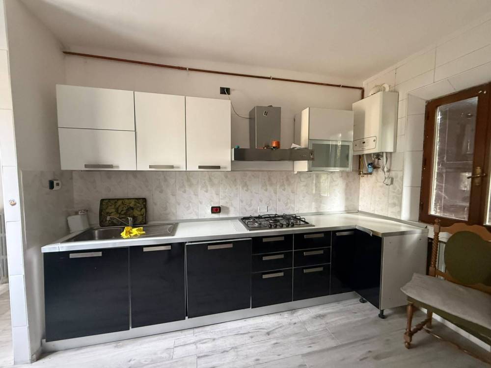 appartamento in vendita a Castelvetro di Modena in zona Settecani
