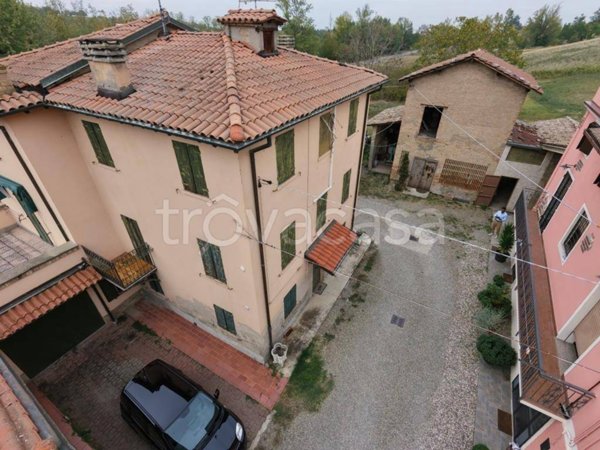 casa indipendente in vendita a Castelvetro di Modena