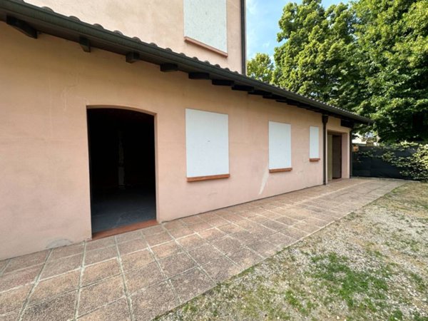casa indipendente in vendita a Cavezzo