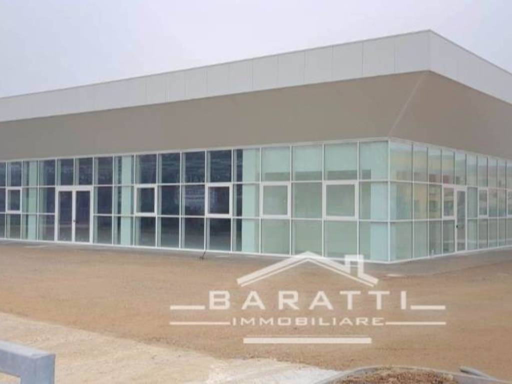 locale commerciale in vendita a Cavezzo