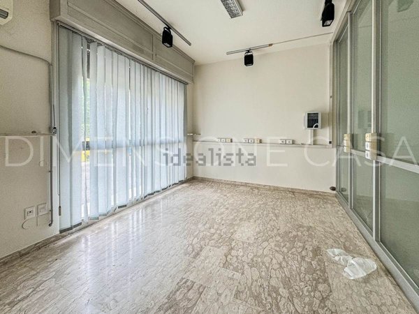 negozio in vendita a Cavezzo