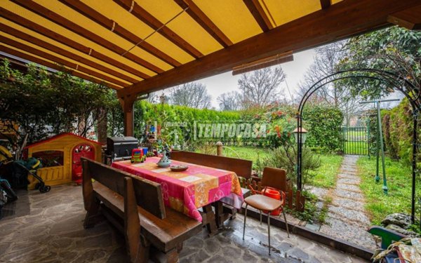 casa indipendente in vendita a Cavezzo