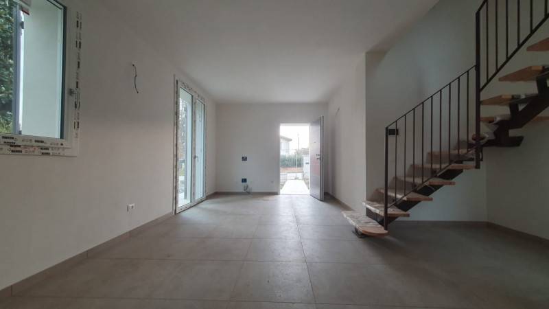casa indipendente in vendita a Cavezzo