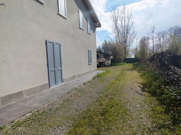 casa indipendente in vendita a Cavezzo in zona Motta