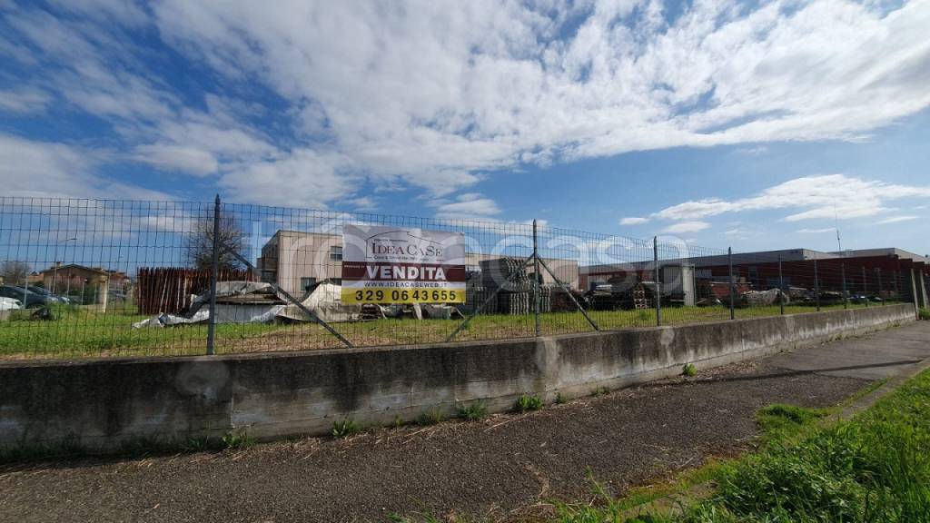 terreno agricolo in vendita a Cavezzo