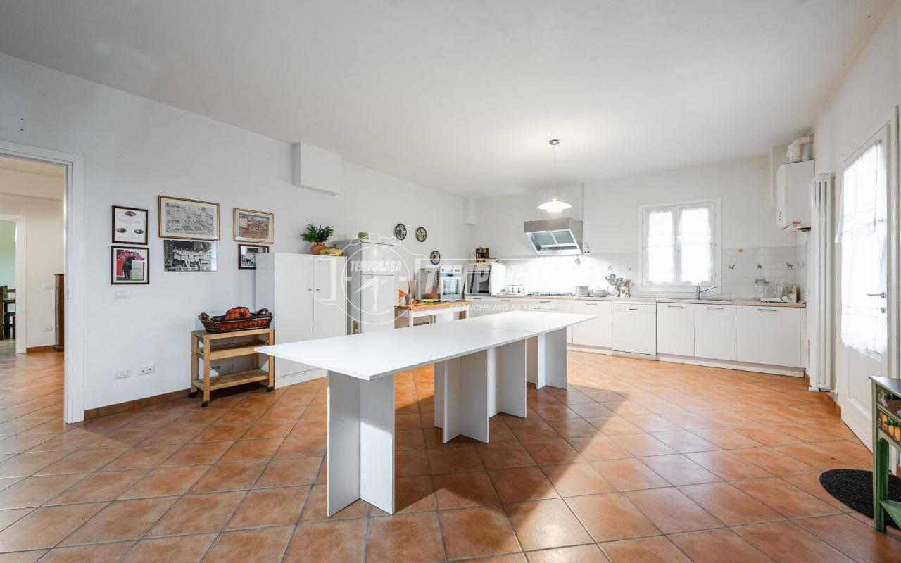 casa indipendente in vendita a Cavezzo