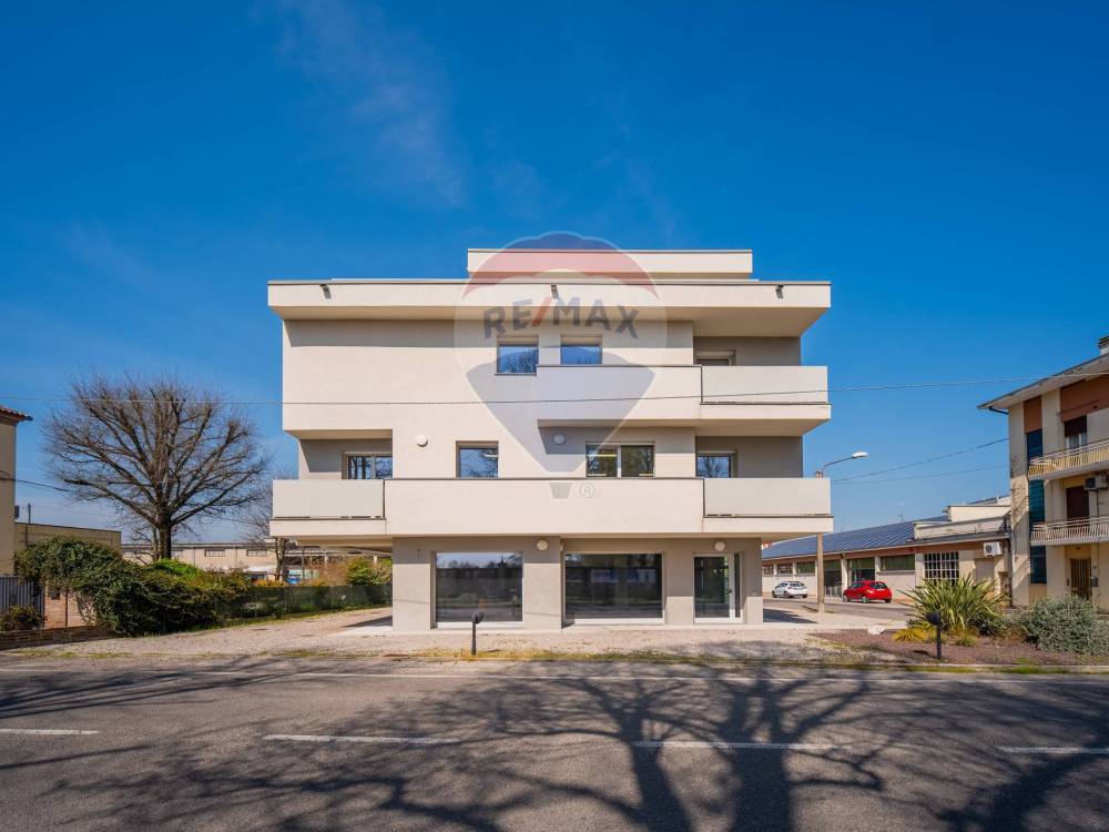 casa indipendente in vendita a Cavezzo