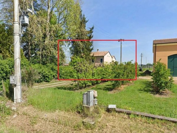 casa indipendente in vendita a Cavezzo