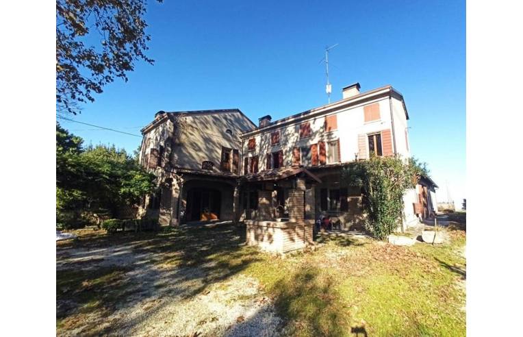 casa indipendente in vendita a Cavezzo in zona Motta