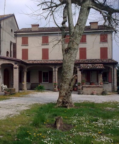 casa indipendente in vendita a Cavezzo in zona Motta