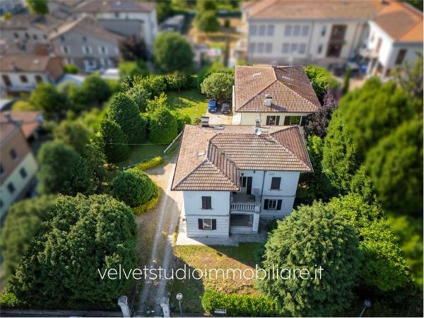 casa indipendente in vendita a Cavezzo
