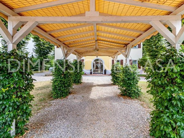 casa indipendente in vendita a Cavezzo