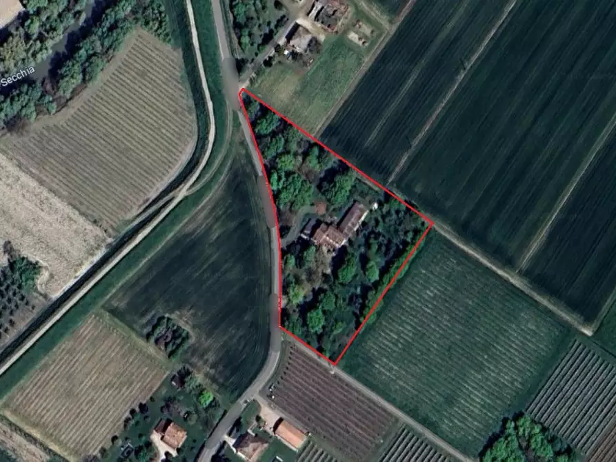 casa indipendente in vendita a Cavezzo