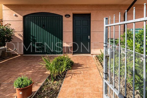 casa indipendente in vendita a Cavezzo