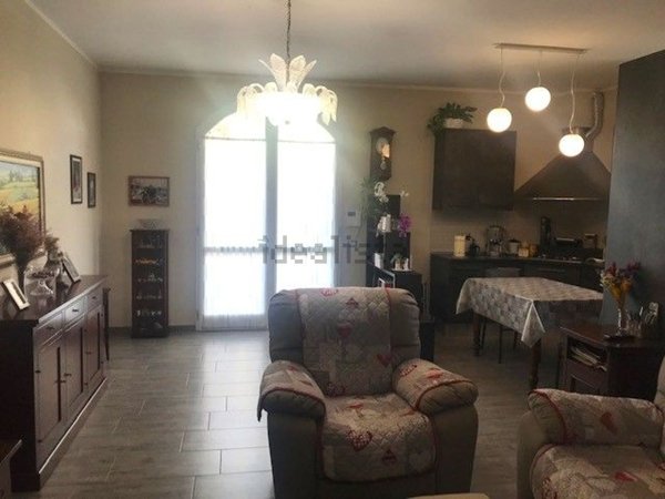 casa semindipendente in vendita a Cavezzo