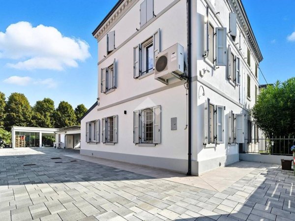 casa indipendente in vendita a Cavezzo