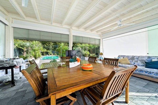 casa indipendente in vendita a Cavezzo