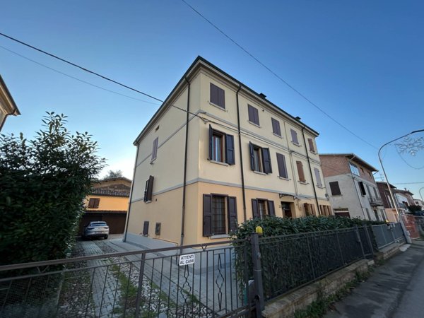 casa indipendente in vendita a Cavezzo