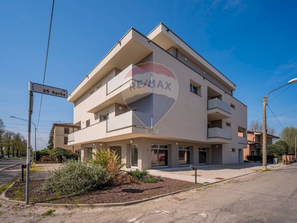 casa indipendente in vendita a Cavezzo