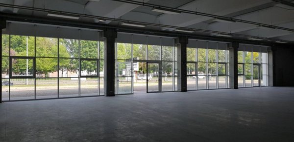 locale commerciale in vendita a Cavezzo