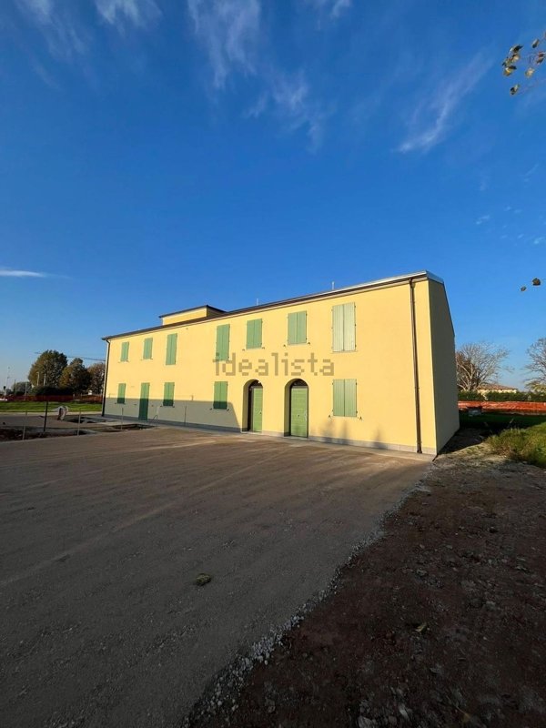 casa indipendente in vendita a Cavezzo