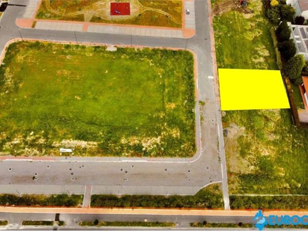 terreno edificabile in vendita a Cavezzo