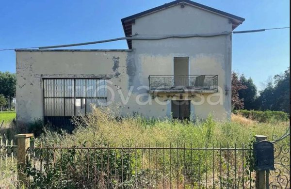 casa indipendente in vendita a Cavezzo