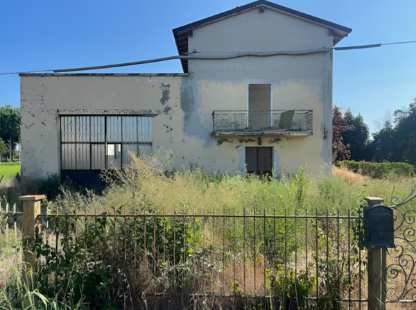 capannone in vendita a Cavezzo