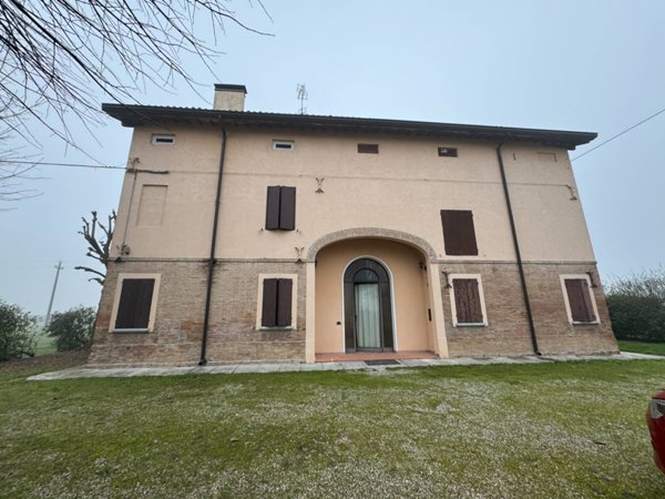 casa indipendente in vendita a Cavezzo