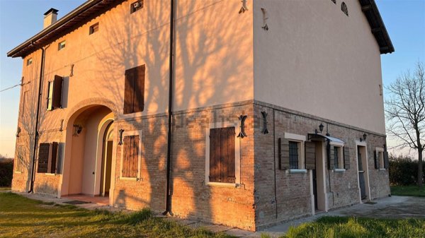 casa indipendente in vendita a Cavezzo