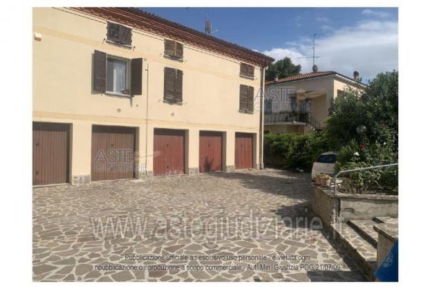 terreno edificabile in vendita a Cavezzo