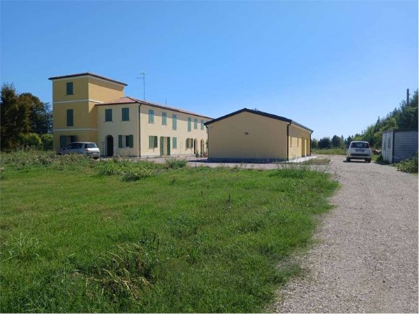 casa indipendente in vendita a Cavezzo