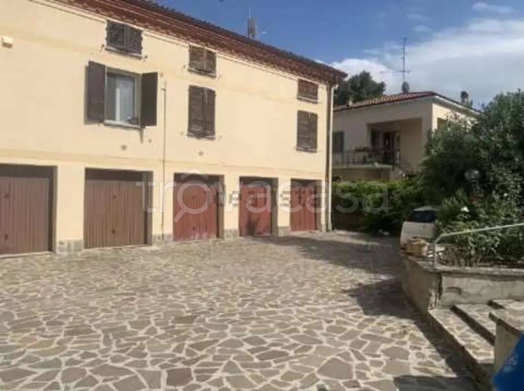 casa indipendente in vendita a Cavezzo