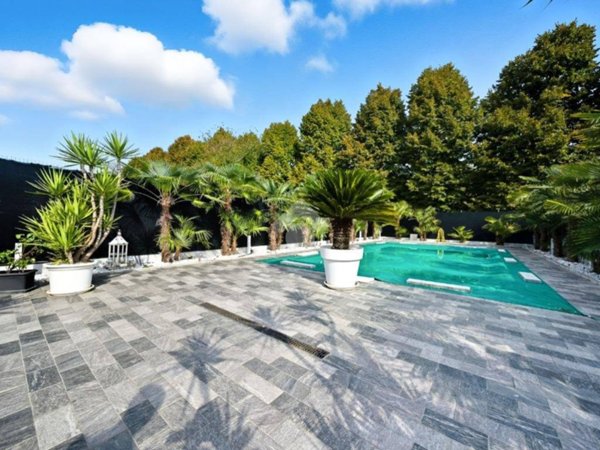 casa semindipendente in vendita a Cavezzo