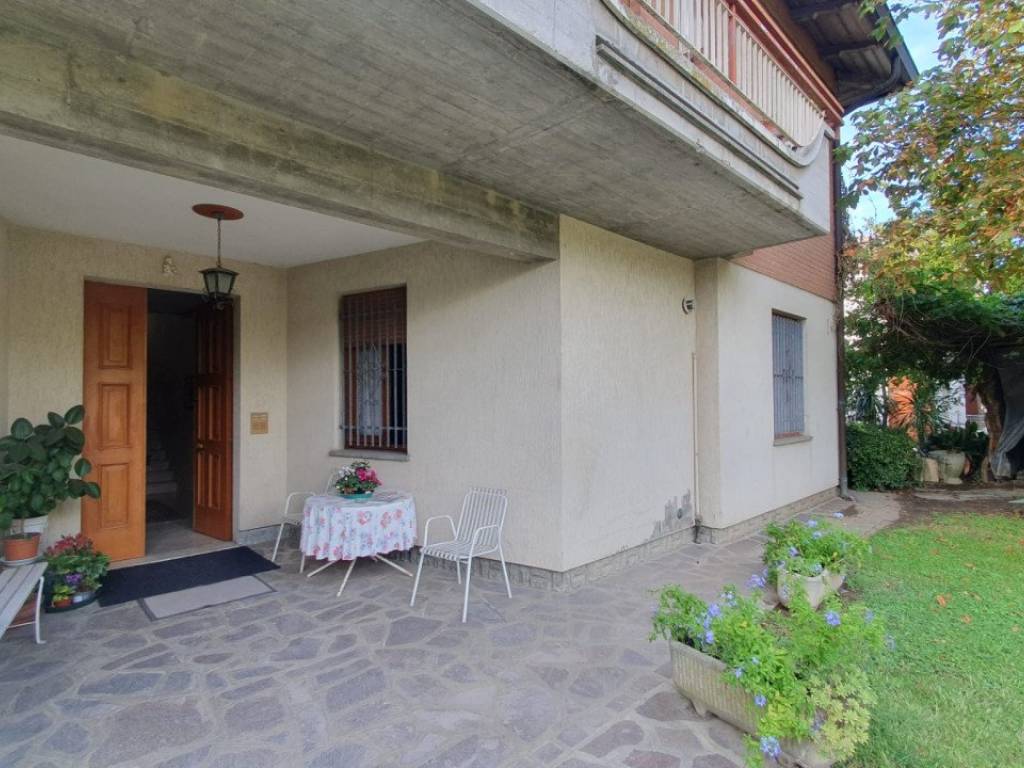 casa indipendente in vendita a Cavezzo