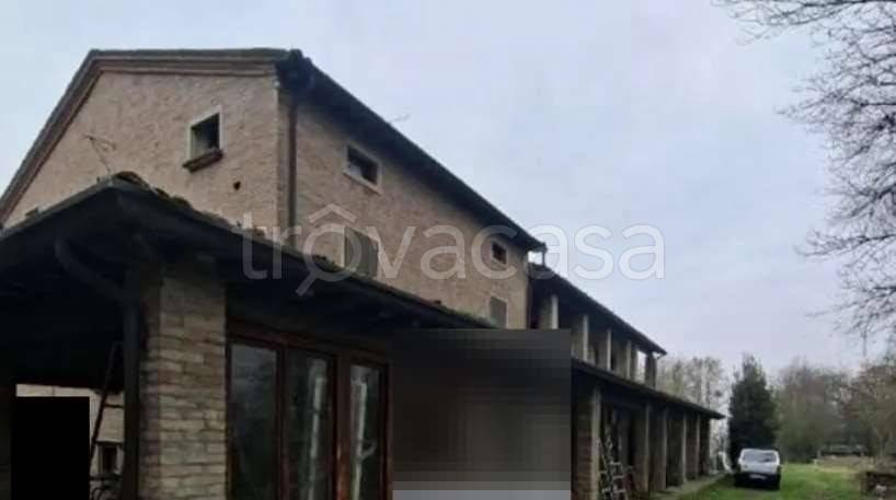 casa indipendente in vendita a Cavezzo