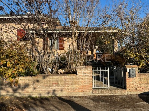 casa indipendente in vendita a Concordia sulla Secchia