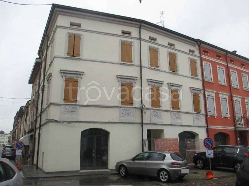 locale commerciale in vendita a Concordia sulla Secchia