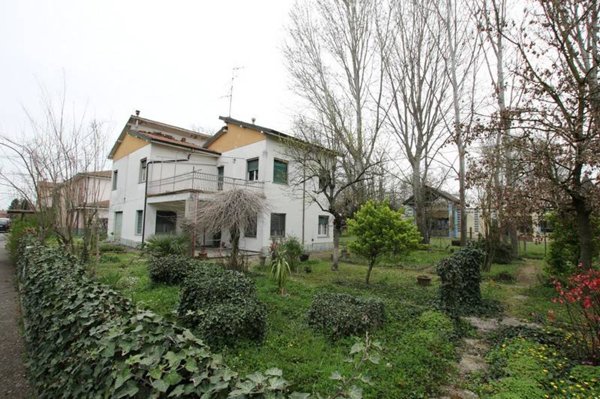 casa indipendente in vendita a Concordia sulla Secchia