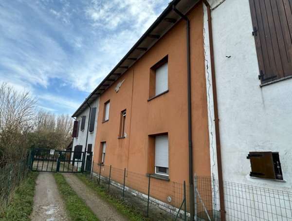 casa indipendente in vendita a Concordia sulla Secchia