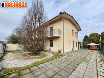casa indipendente in vendita a Concordia sulla Secchia