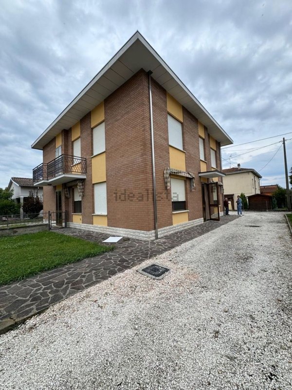 appartamento in vendita a Concordia sulla Secchia in zona Fossa