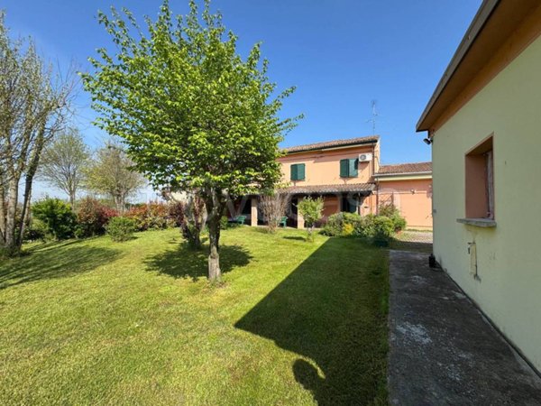 casa indipendente in vendita a Concordia sulla Secchia