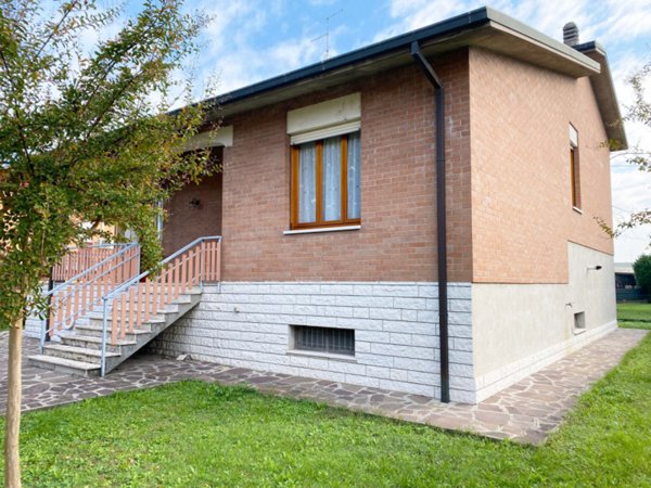 casa indipendente in vendita a Concordia sulla Secchia
