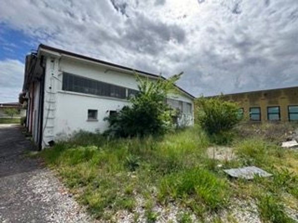 terreno edificabile in vendita a Concordia sulla Secchia