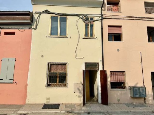 casa indipendente in vendita a Concordia sulla Secchia