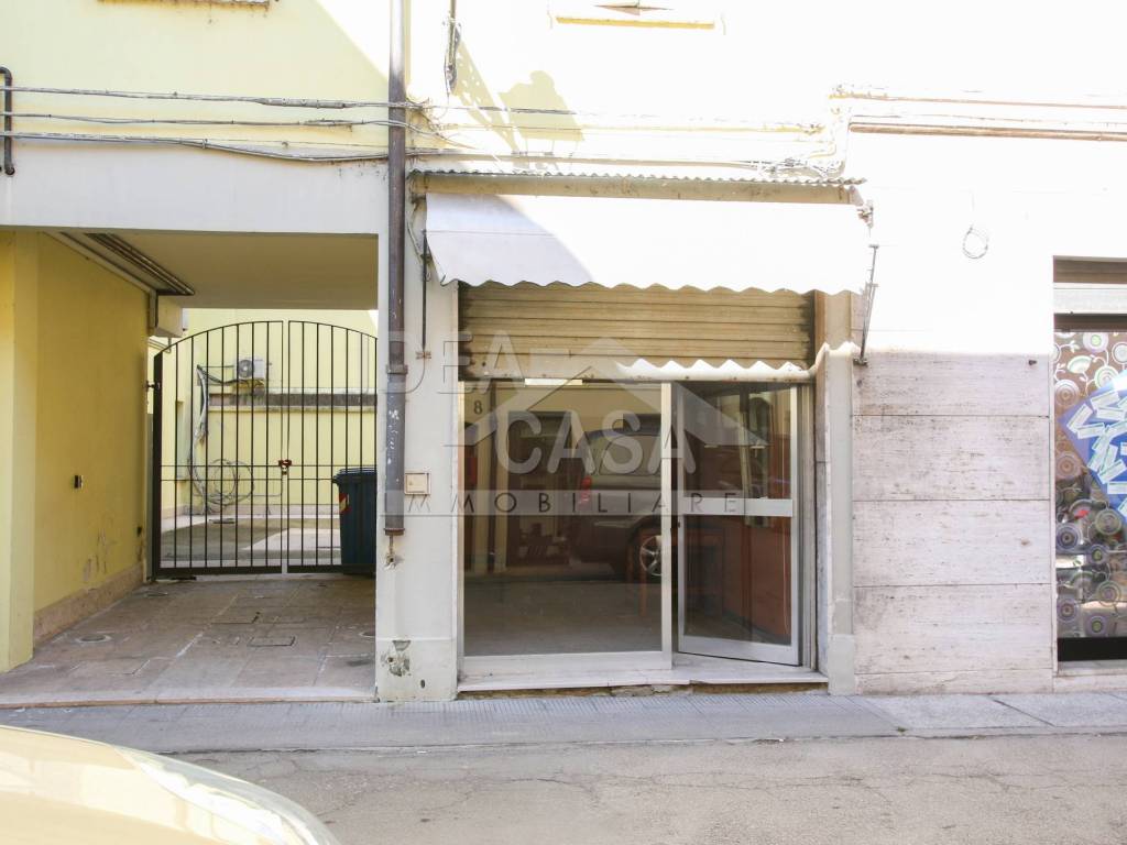 negozio in vendita a Concordia sulla Secchia
