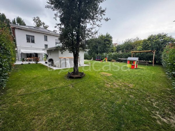 casa indipendente in vendita a Concordia sulla Secchia