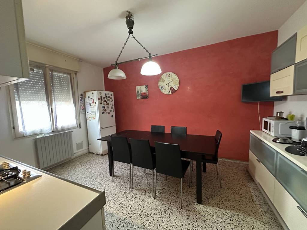 casa indipendente in vendita a Concordia sulla Secchia in zona San Giovanni