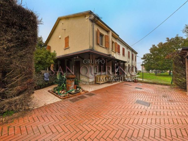 casa semindipendente in vendita a Concordia sulla Secchia